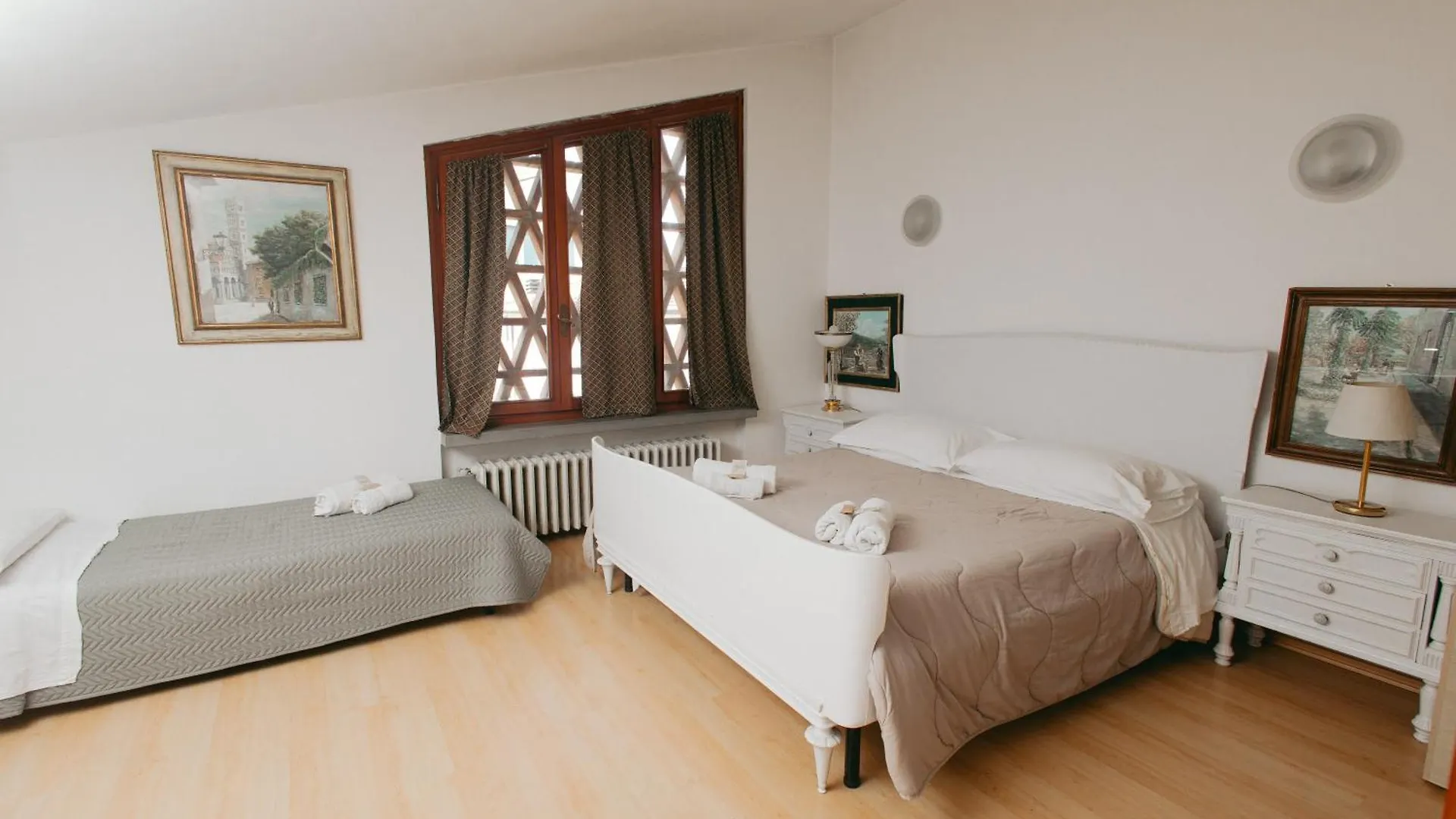 Enzo'S House Hotel Lucca Italien