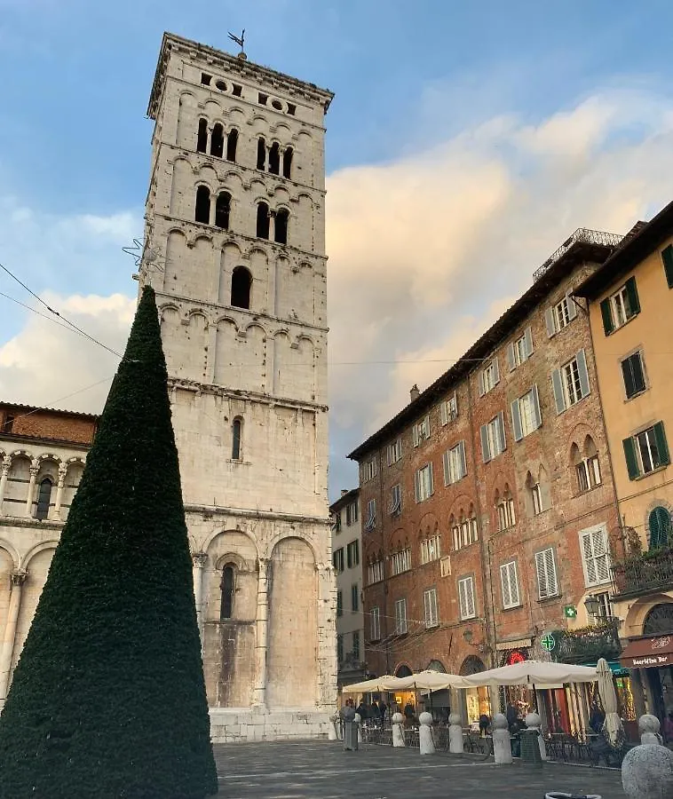 Hotel Enzo'S House Lucca