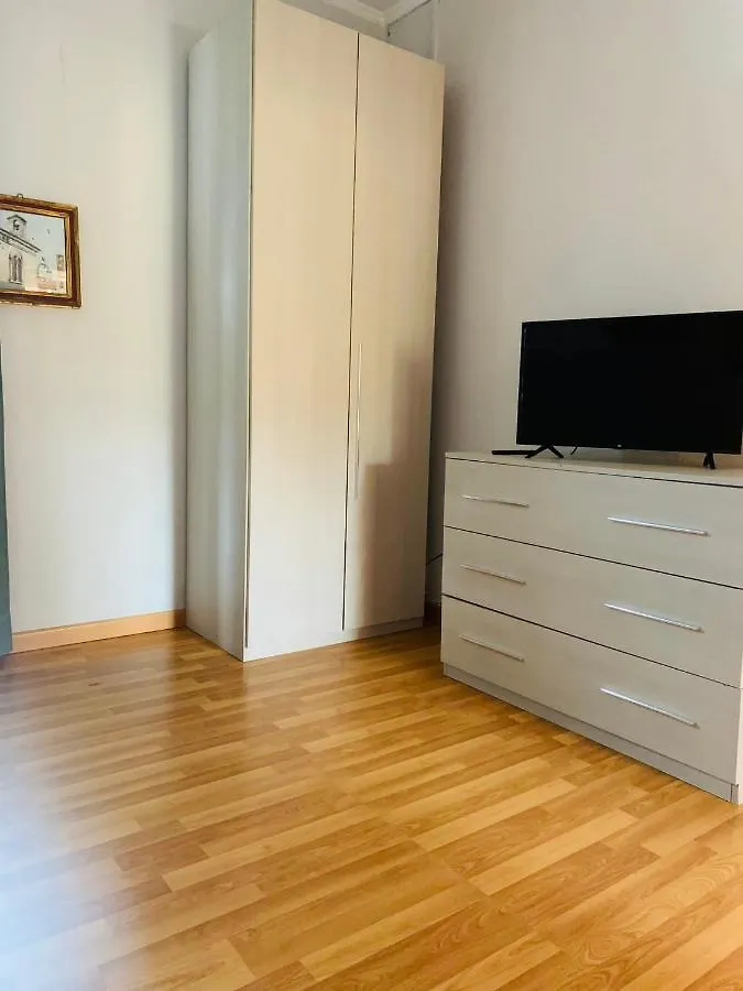 מלון לוקה Enzo'S House בית הארחה