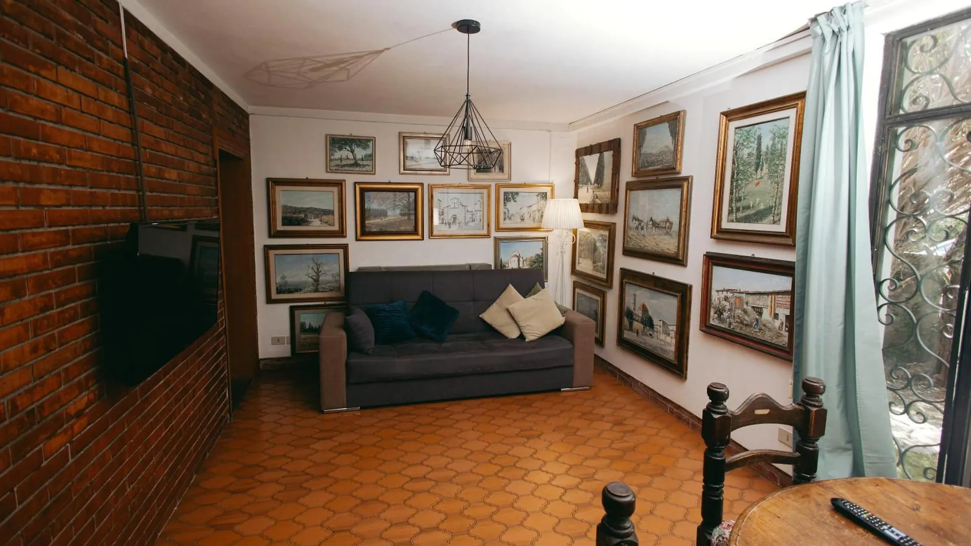 Pensión Hotel Enzo'S House Lucca